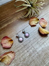 Load image into Gallery viewer, Small Pink Conch Pendant – Sterling Silve