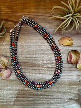 Load image into Gallery viewer, 18-Inch Sterling Silver Pearl Necklace with Deep Purple Spiny Oyster – (5mm)