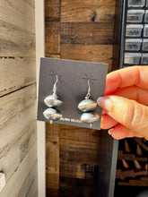 Load image into Gallery viewer, Jocla Necklace Set – Sterling Silver with Saucer & Barrel Beads – 32"