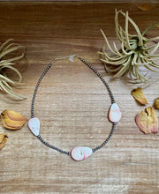 Load image into Gallery viewer, Sterling Silver Choker – 4 Flat Pink Conch Teardrops – 14.5" Approx.