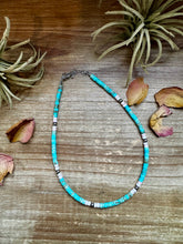 Load image into Gallery viewer, Turquoise Variscite & Pink Conch Choker – Exclusive Bijoux FAB Design