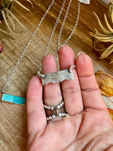 Load image into Gallery viewer, 20-InchSterling Silver & Kingman Bar Turquoise Necklace –